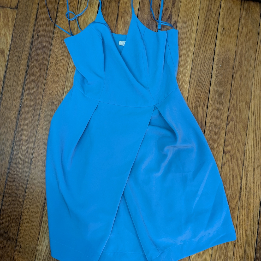 Elegant Blue Sleeveless Dress